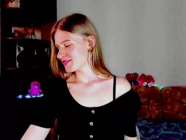 Offline LunaEvan on BongaCams