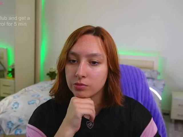 Offline LylianRose on BongaCams