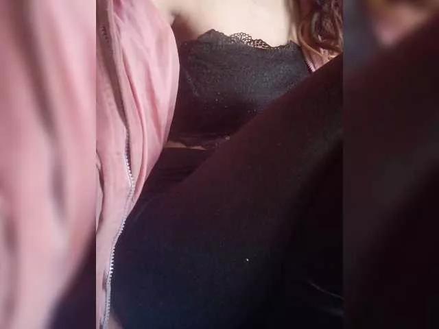 Maella22 from BongaCams