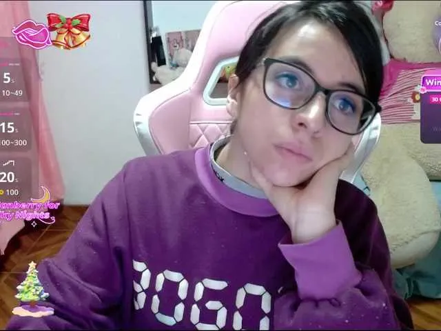 Maggie-Fox — Nunca he deseado tocar tanto a alguien como a ti. Lo imagino y... Quiero sentir tu lengua por todo mi cuerpo