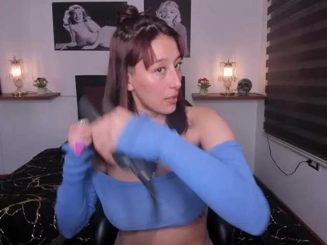 Mariana-Jones on BongaCams