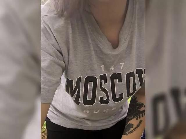 Offline Mashav on BongaCams