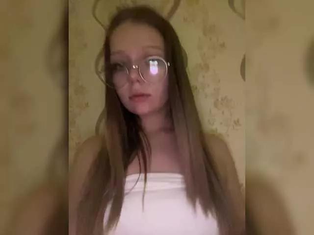 MelMooon on BongaCams 