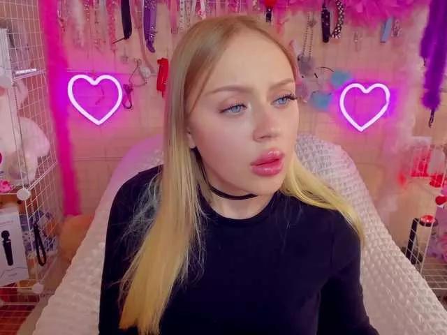 MindyKally