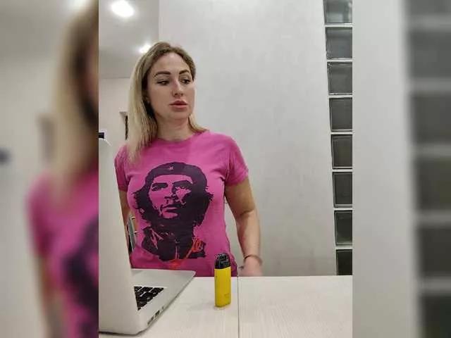 MOLLY-7