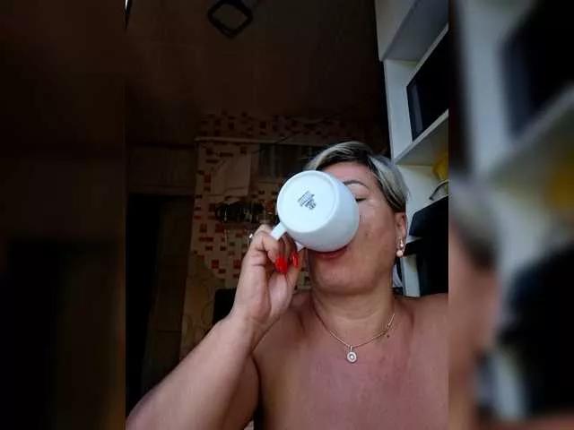 Offline murr-kitty on BongaCams