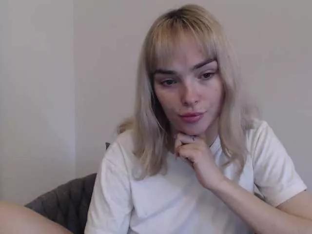 PollyExtasy from BongaCams
