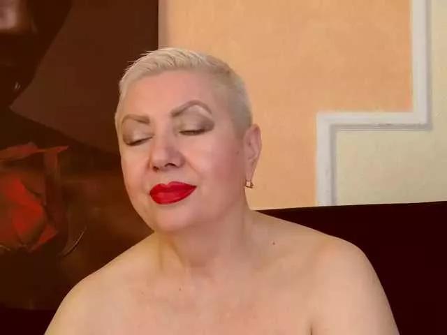 Offline PoshLadyx on BongaCams