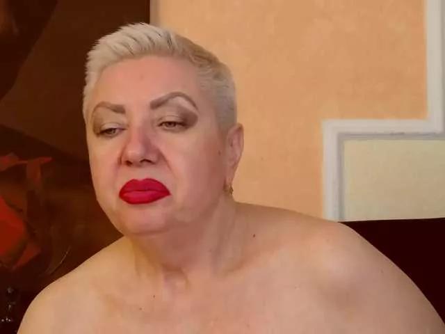 Offline PoshLadyx on BongaCams