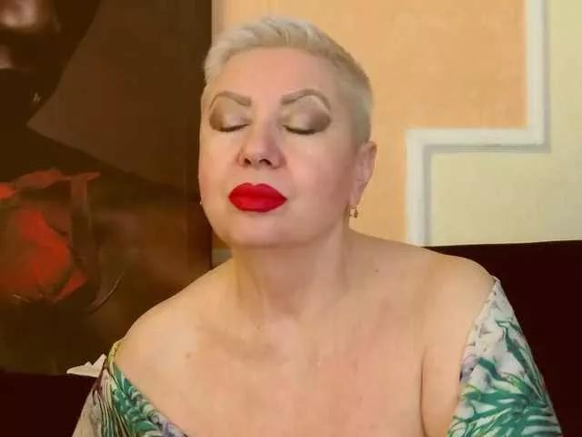 Offline PoshLadyx on BongaCams