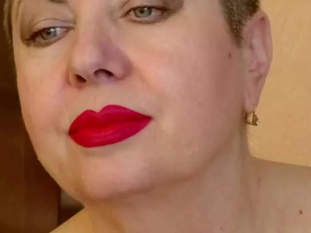 Offline PoshLadyx on BongaCams