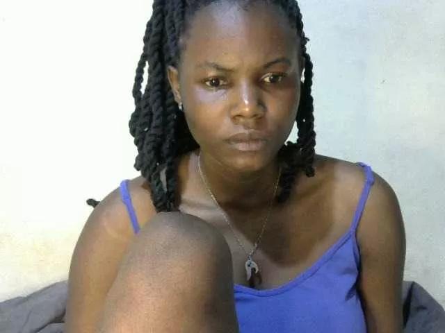 Offline Pretty-princess on BongaCams