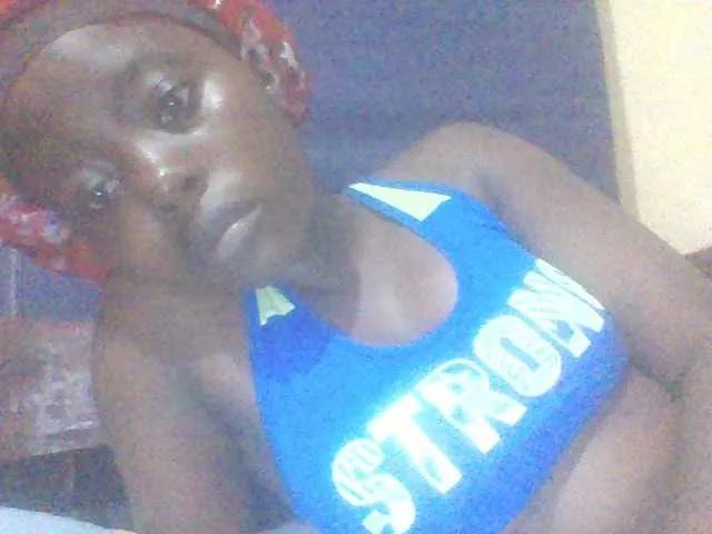 PrettyG on BongaCams