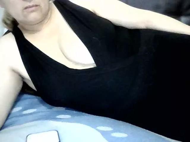 Offline princessxxxsweet on BongaCams