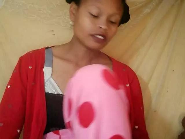 Offline Pussy01lips on BongaCams