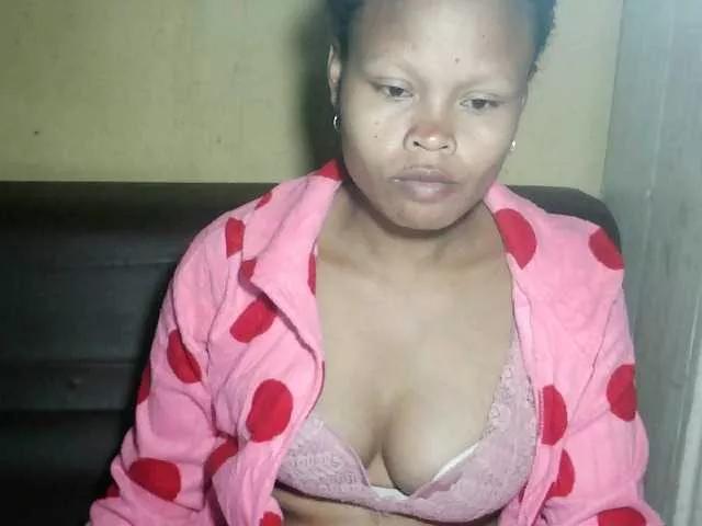 Offline Pussy01lips on BongaCams