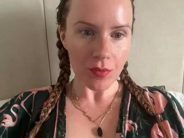 REDHEADROSIE on BongaCams