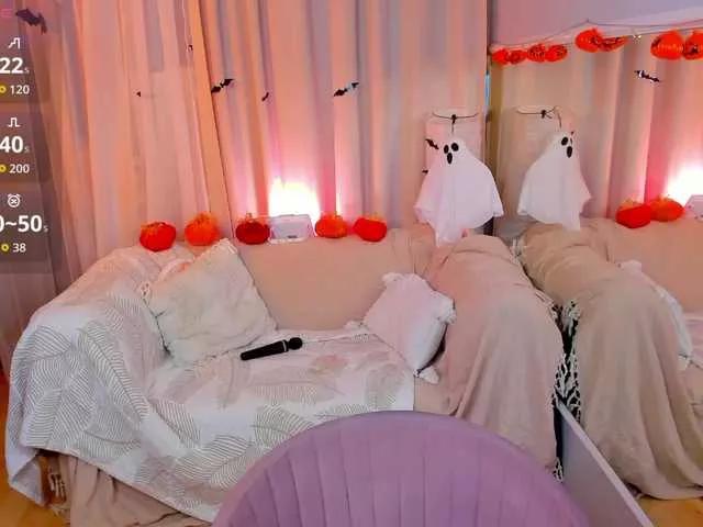 RoseCharming from BongaCams