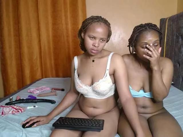 SexxyElsie on BongaCams