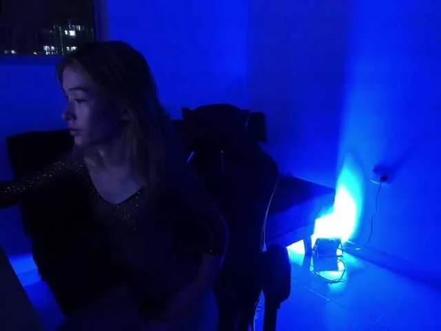 shirokitsune2 from BongaCams