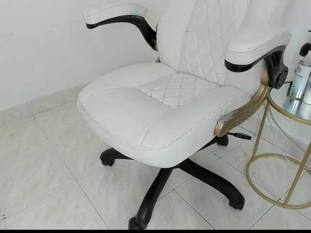 slovea on BongaCams