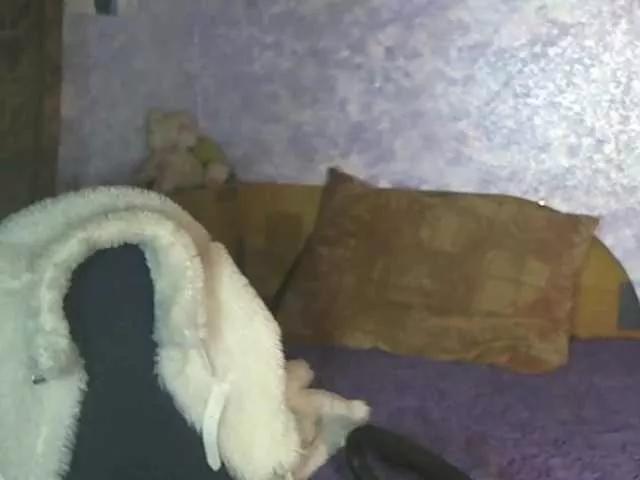 SoftGella from BongaCams