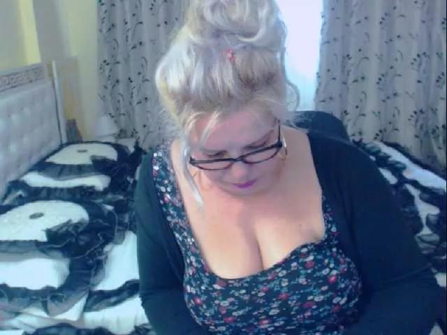 SonyaHotMilf