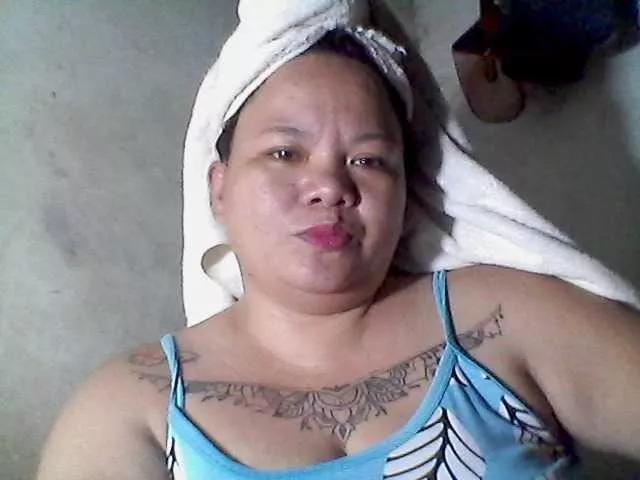 sweetasian33 on BongaCams 