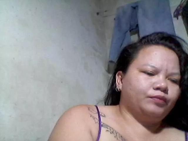 sweetasian33 on BongaCams 