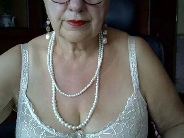 SweetCherry00 on BongaCams