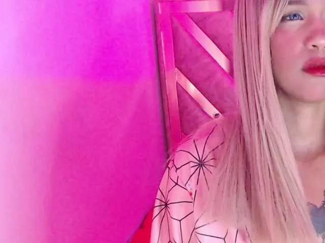 TessaM2 on BongaCams 