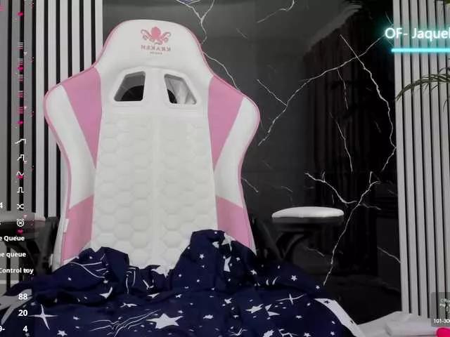 Offline theajoy on BongaCams