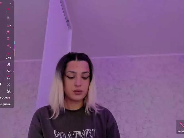 Offline theajoy on BongaCams