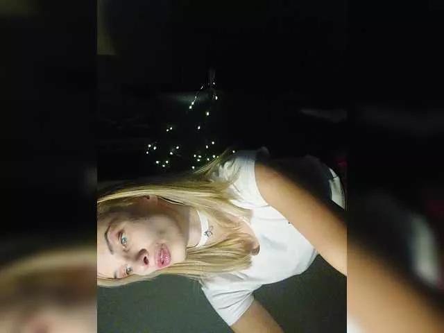WickedWycche from BongaCams