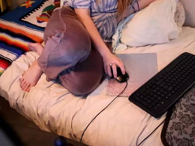 XxpixeyxX on BongaCams 