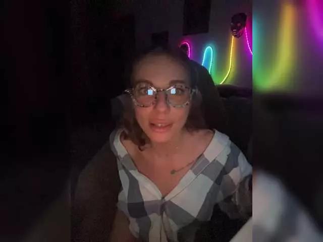 YaseniyaLove on BongaCams