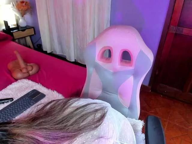 Yelena-mutiz