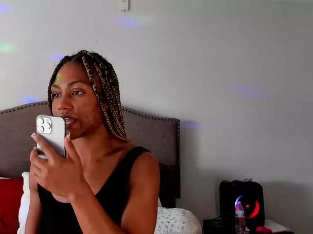 Yiauana on BongaCams