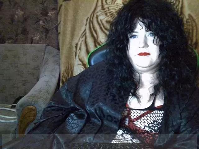 Yuliia on BongaCams