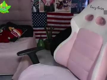 111lucygrim111 on Chaturbate 