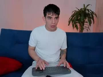 ares_johnsonn from Chaturbate