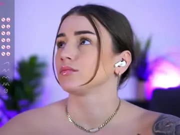 babbyaisha on Chaturbate