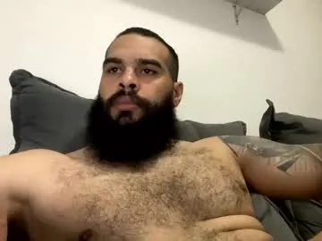 beardmax on Chaturbate