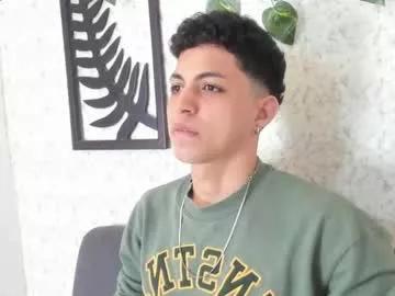 cameron_lux4 from Chaturbate