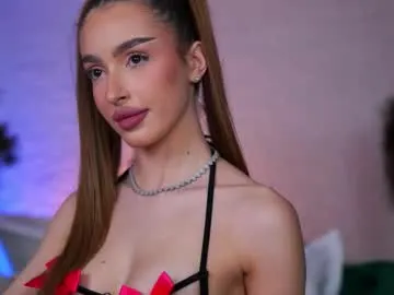 clarabenatti from Chaturbate