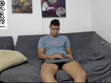Freechat darren_lemus on Chaturbate