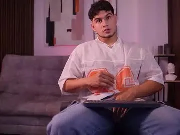 davies_brown on Chaturbate