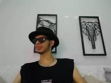 dylan_scotts from Chaturbate