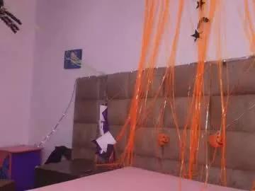 estrella_hanks_ from Chaturbate