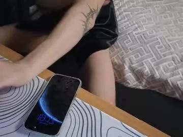 Freechat golden_boyyy21 on Chaturbate